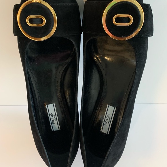 Authentic Prada Button Pump - Size 40.5 - Picture 12 of 15